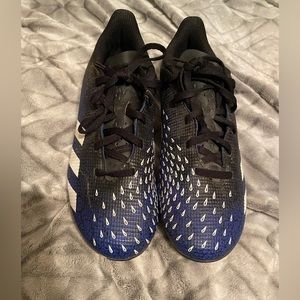 Adidas Predator 6.5 Big Boys soccer cleats